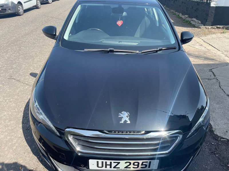 Peugeot 308 1.6L Allure HDi Blue S/S Hatchback 5dr Diesel Manual Euro 6 (118 bhp)