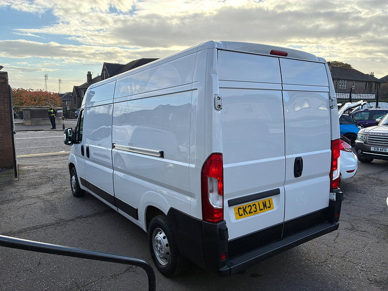 Peugeot Boxer 2.2 BlueHDi 335 Professional Panel Van 5dr Diesel Manual L3 H2 Euro 6 (s/s) (140 ps)
