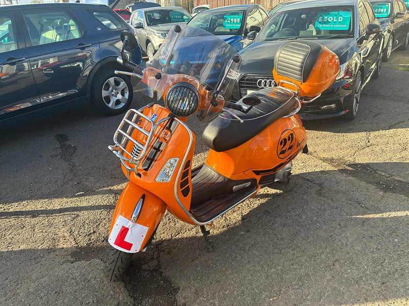 Piaggio Vespa gts 125 125 SuperSport Scooter Petrol CVT (15 ps)