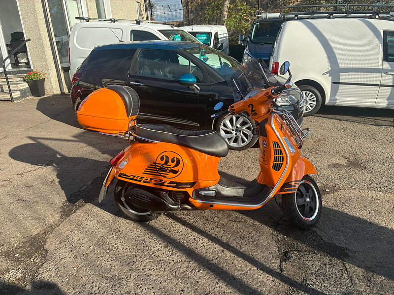 Piaggio Vespa gts 125 125 SuperSport Scooter Petrol CVT (15 ps)