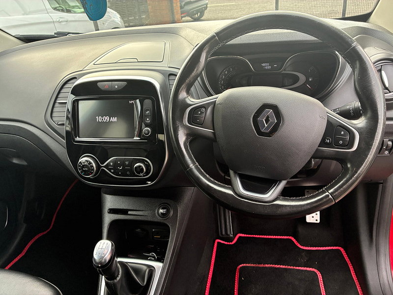 Renault Captur 0.9 TCe ENERGY Signature X Nav SUV 5dr Petrol Manual Euro 6 (s/s) (90 ps)