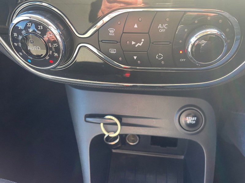Renault Captur 1.5L DYNAMIQUE NAV DCI 5dr Diesel Manual Euro 6 (90 bhp)