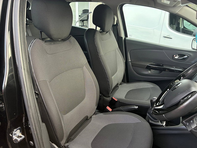 Renault Captur 1.5L DYNAMIQUE NAV DCI 5dr Diesel Manual Euro 6 (90 bhp)