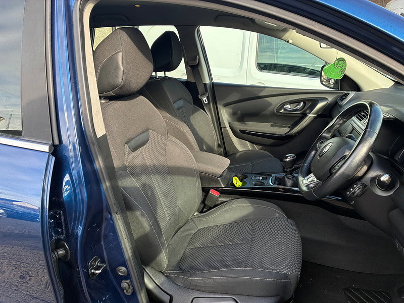 Renault Kadjar 1.5 dCi Dynamique Nav SUV 5dr Diesel Manual Euro 6 (s/s) (110 ps)