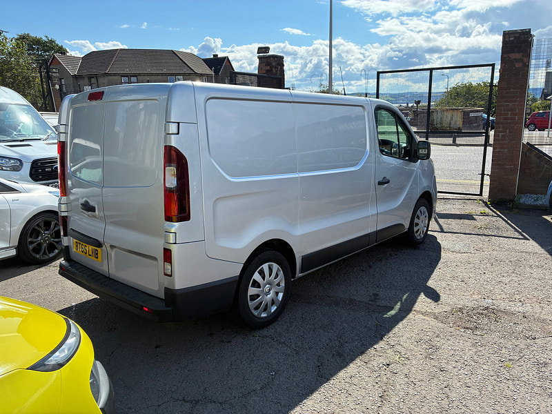 Renault Trafic 1.6 dCi ENERGY 27 Business+ Panel Van 5dr Diesel Manual SWB Standard Roof Euro 5 (s/s) (120 ps)