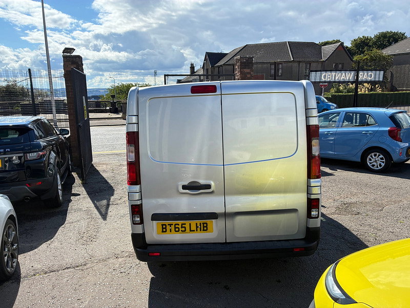Renault Trafic 1.6 dCi ENERGY 27 Business+ Panel Van 5dr Diesel Manual SWB Standard Roof Euro 5 (s/s) (120 ps)