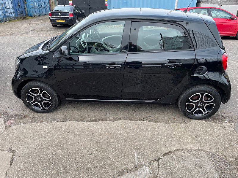 Smart ForFour 1.0L PRIME PREMIUM Hatchback 5dr Petrol Manual Euro 6 (71 bhp)