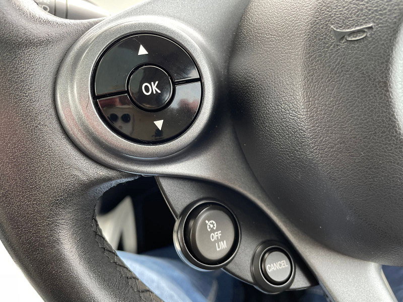 Smart ForFour 1.0L PRIME PREMIUM Hatchback 5dr Petrol Manual Euro 6 (71 bhp)