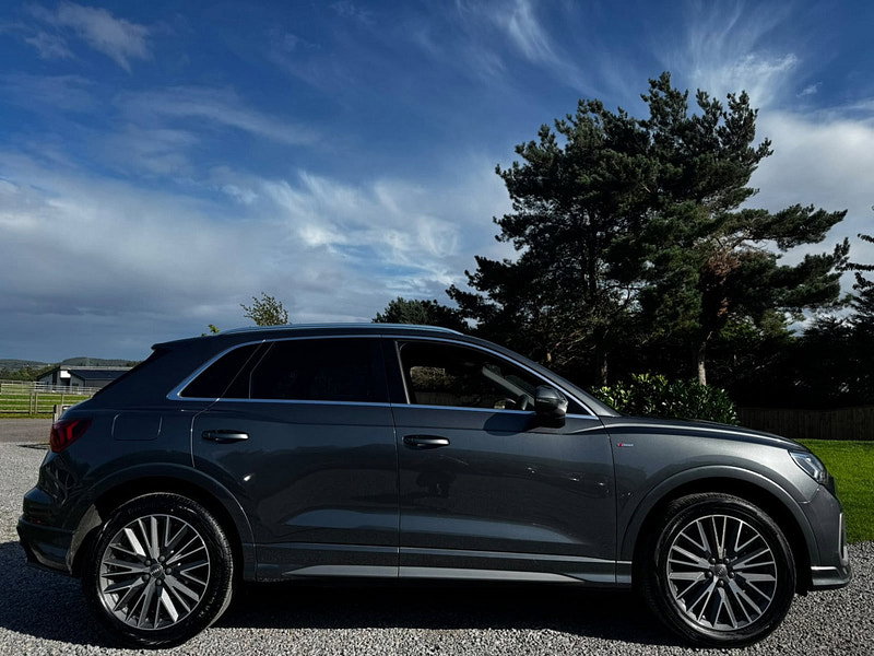 Audi Q3 1.5 TFSI CoD 35 S line SUV 5dr Petrol Manual Euro 6 (s/s) (150 ps)
