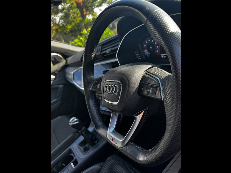 Audi Q3 1.5 TFSI CoD 35 S line SUV 5dr Petrol Manual Euro 6 (s/s) (150 ps)