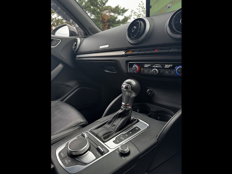 Audi S3 2.0 TFSI Black Edition Sportback 5dr Petrol S Tronic quattro Euro 6 (s/s) (300 ps)