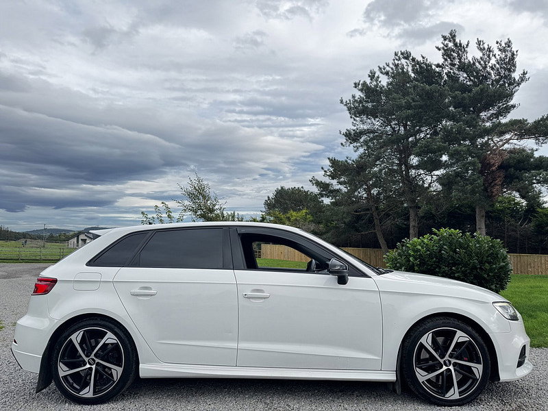 Audi S3 2.0 TFSI Black Edition Sportback 5dr Petrol S Tronic quattro Euro 6 (s/s) (300 ps)