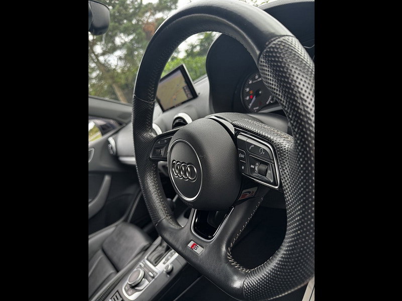 Audi S3 2.0 TFSI Black Edition Sportback 5dr Petrol S Tronic quattro Euro 6 (s/s) (300 ps)