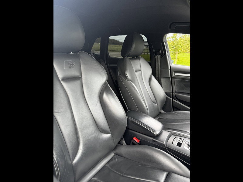 Audi S3 2.0 TFSI Black Edition Sportback 5dr Petrol S Tronic quattro Euro 6 (s/s) (300 ps)
