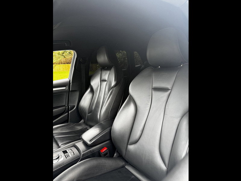 Audi S3 2.0 TFSI Black Edition Sportback 5dr Petrol S Tronic quattro Euro 6 (s/s) (300 ps)