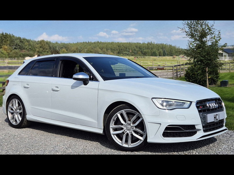 Audi S3 2.0 TFSI Sportback 5dr Petrol S Tronic quattro Euro 6 (s/s) (Nav) (300 ps)