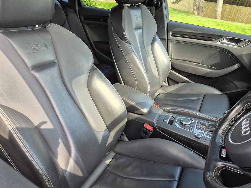 Audi S3 2.0 TFSI Sportback 5dr Petrol S Tronic quattro Euro 6 (s/s) (Nav) (300 ps)
