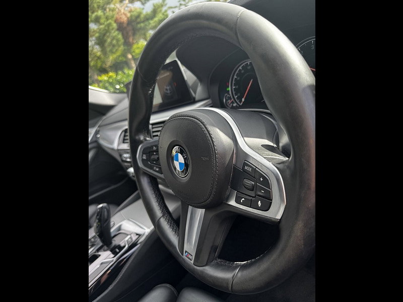 BMW 5 Series 3.0 540i M Sport Touring 5dr Petrol Auto xDrive Euro 6 (s/s) (340 ps)