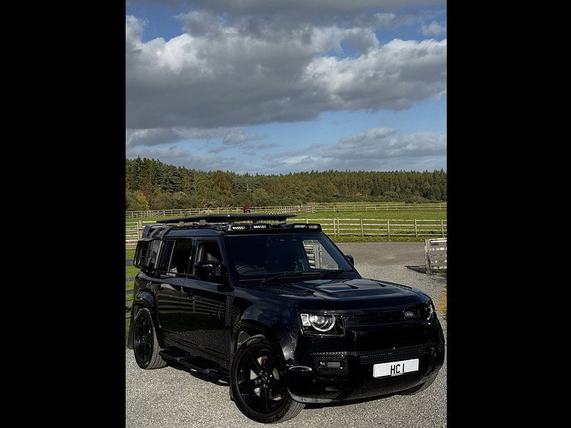 Land Rover DEFENDER 110 3.0 D300 MHEV X-Dynamic HSE Hard Top SUV 5dr Diesel Auto 4WD MWB Euro 6 (s/s) (300 ps)