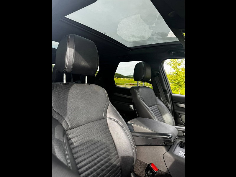 Land Rover DISCOVERY 3.0 D250 MHEV R-Dynamic S SUV 5dr Diesel Auto 4WD Euro 6 (s/s) (250 ps)