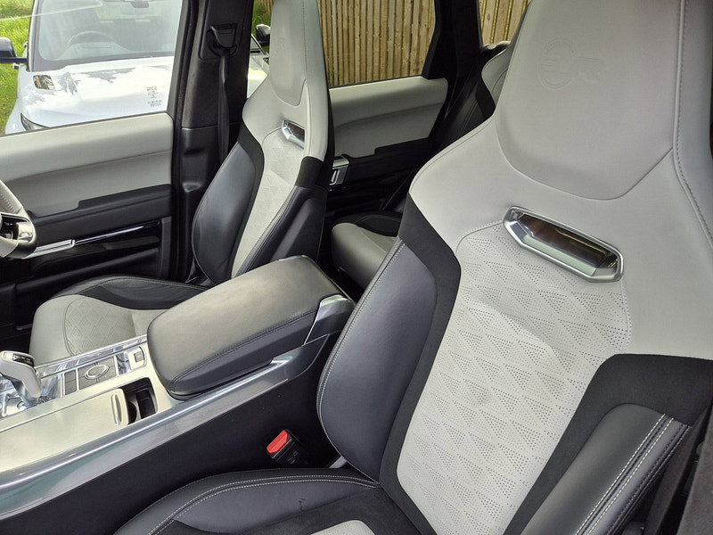 Land Rover Range Rover Sport 5.0 P575 V8 GPF SVR SUV 5dr Petrol Auto 4WD Euro 6 (s/s) (575 ps)
