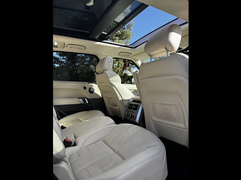 Land Rover Range Rover Sport 3.0 SD V6 Autobiography Dynamic SUV 5dr Diesel Auto 4WD Euro 6 (s/s) (306 ps)