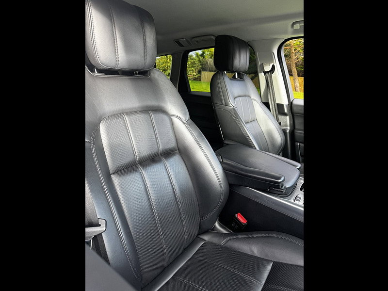 Land Rover Range Rover Sport 3.0 SD V6 HSE Dynamic SUV 5dr Diesel Auto 4WD Euro 6 (s/s) (306 ps)