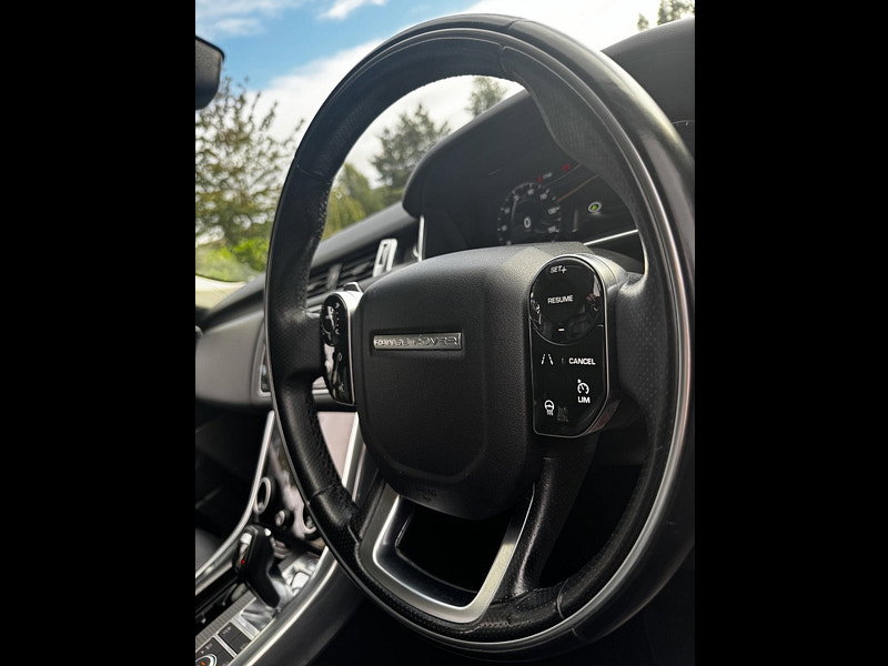 Land Rover Range Rover Sport 3.0 SD V6 HSE Dynamic SUV 5dr Diesel Auto 4WD Euro 6 (s/s) (306 ps)