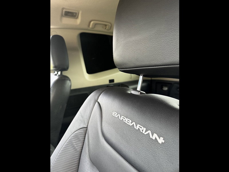 Mitsubishi Shogun 3.2 DI-DC Barbarian SUV 3dr Diesel Auto 4WD SWB Euro 6 (187 ps)