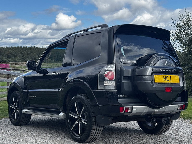 Mitsubishi Shogun 3.2 DI-DC Barbarian SUV 3dr Diesel Auto 4WD SWB Euro 6 (187 ps)