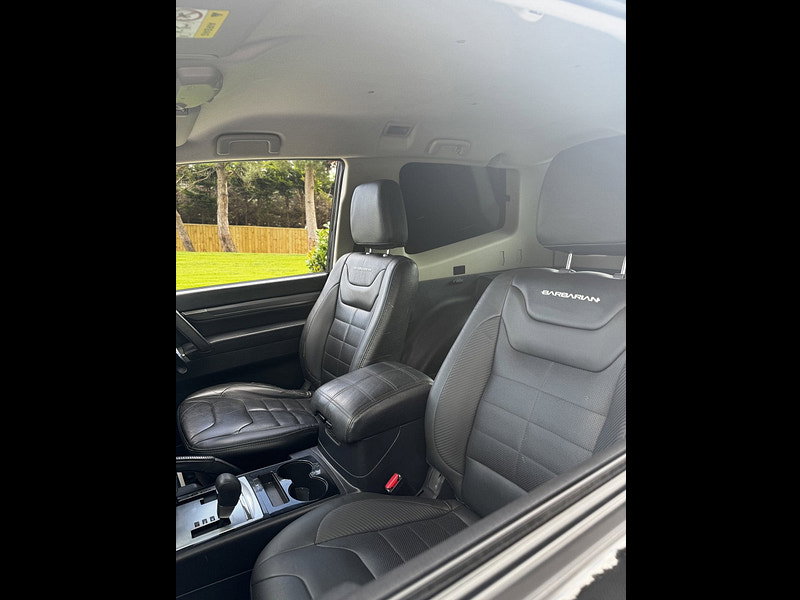 Mitsubishi Shogun 3.2 DI-DC Barbarian SUV 3dr Diesel Auto 4WD SWB Euro 6 (187 ps)