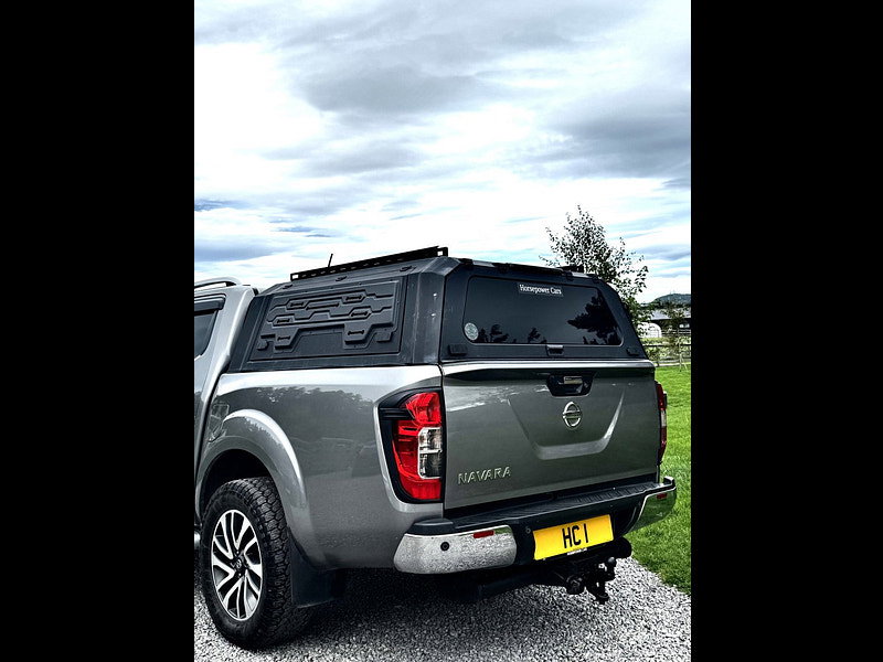 Nissan Navara 2.3 dCi Tekna Pickup Double Cab 4dr Diesel Manual 4WD Euro 6 (s/s) (190 ps)