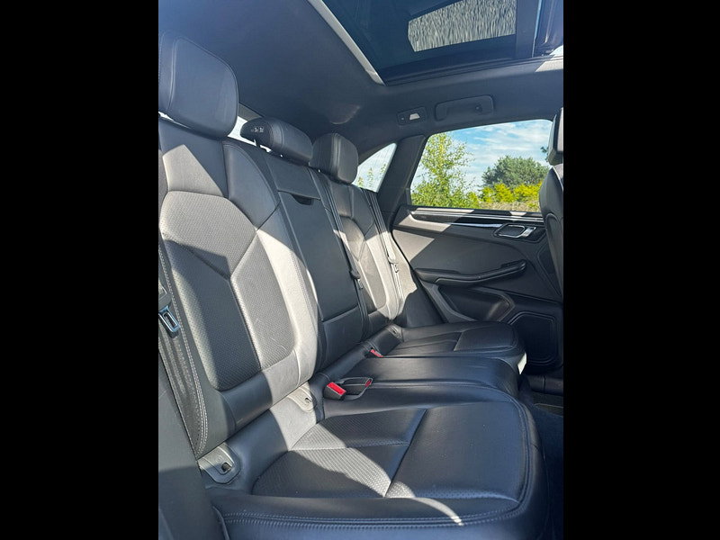 Porsche Macan 3.0 TD V6 S SUV 5dr Diesel PDK 4WD Euro 6 (s/s) (258 ps)