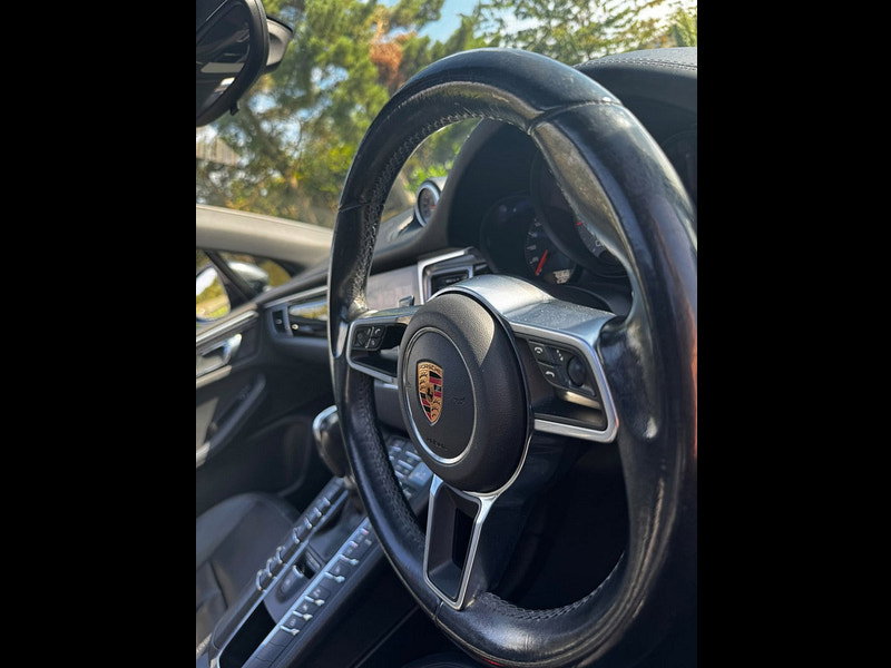 Porsche Macan 3.0 TD V6 S SUV 5dr Diesel PDK 4WD Euro 6 (s/s) (258 ps)
