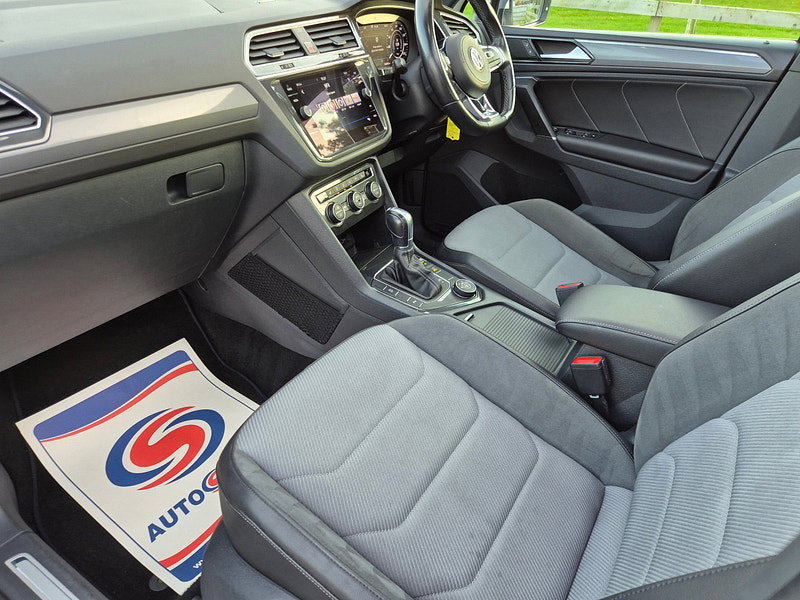 Volkswagen Tiguan 2.0 TDI R-Line SUV 5dr Diesel DSG 4Motion Euro 6 (s/s) (150 ps)