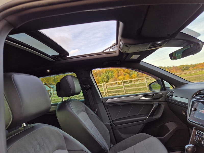 Volkswagen Tiguan 2.0 TDI R-Line SUV 5dr Diesel DSG 4Motion Euro 6 (s/s) (150 ps)