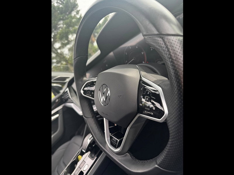 Volkswagen Touareg 3.0 TDI V6 Black Edition SUV 5dr Diesel Tiptronic 4Motion Euro 6 (s/s) (286 ps)