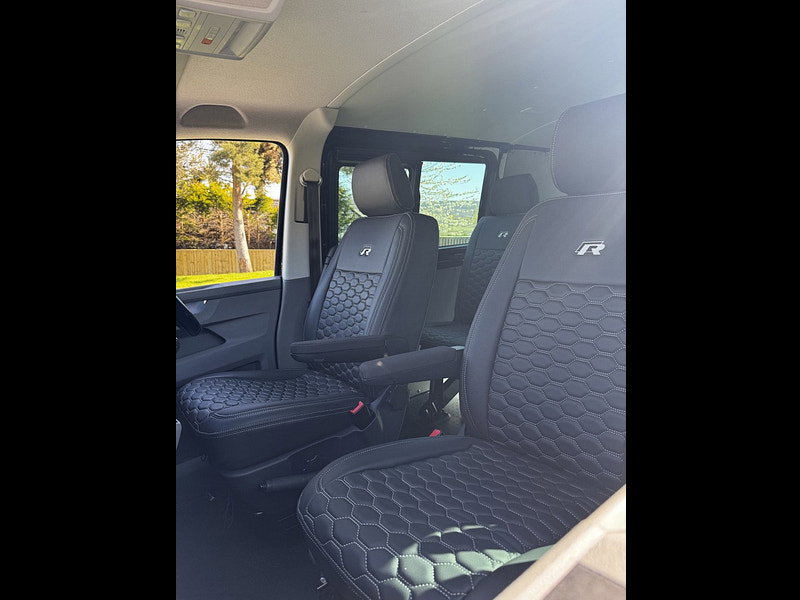 Volkswagen Transporter 2.0 TDI T32 Highline Kombi Double Cab 5dr Diesel Manual FWD SWB Euro 6 (s/s) (150 ps)