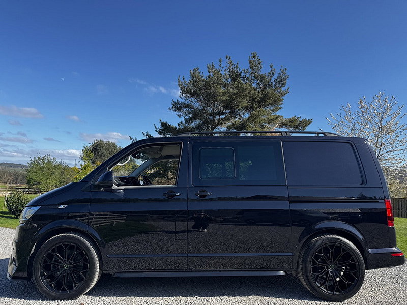 Volkswagen Transporter 2.0 TDI T32 Highline Kombi Double Cab 5dr Diesel Manual FWD SWB Euro 6 (s/s) (150 ps)