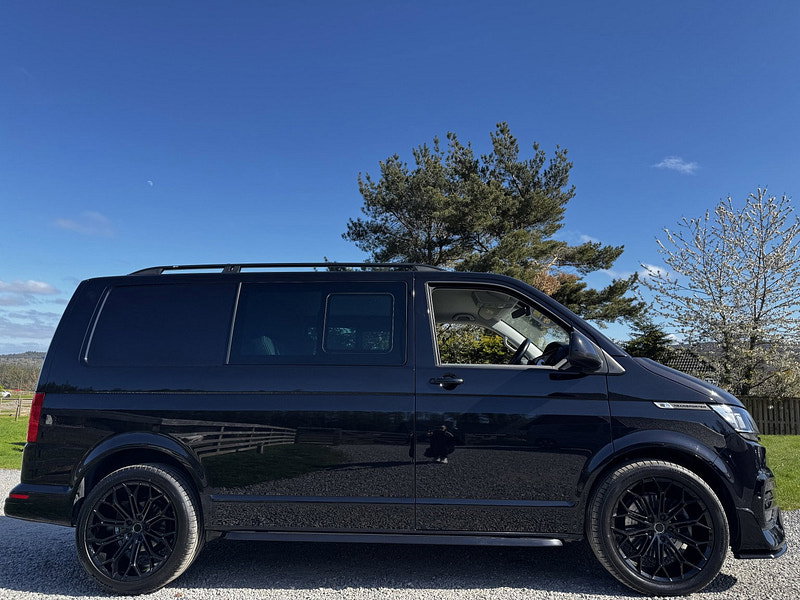 Volkswagen Transporter 2.0 TDI T32 Highline Kombi Double Cab 5dr Diesel Manual FWD SWB Euro 6 (s/s) (150 ps)