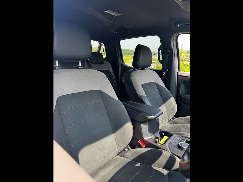 Volkswagen Amarok 2.0 TDI Style Pickup Double Cab 4dr Diesel Auto 4Motion Euro 6 (s/s) (205 ps)