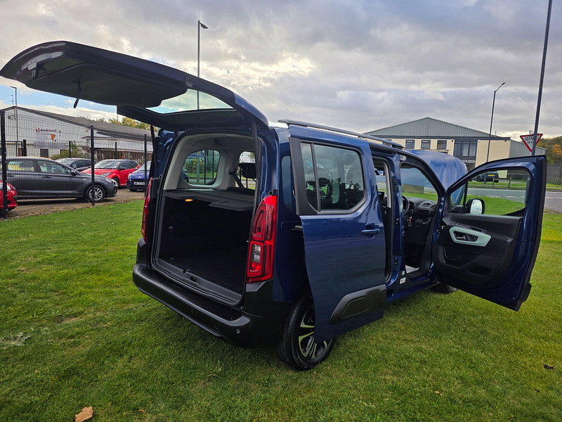 Citroen Berlingo 1.5 BlueHDi Flair M MPV 5dr Diesel Manual Euro 6 (100 ps)