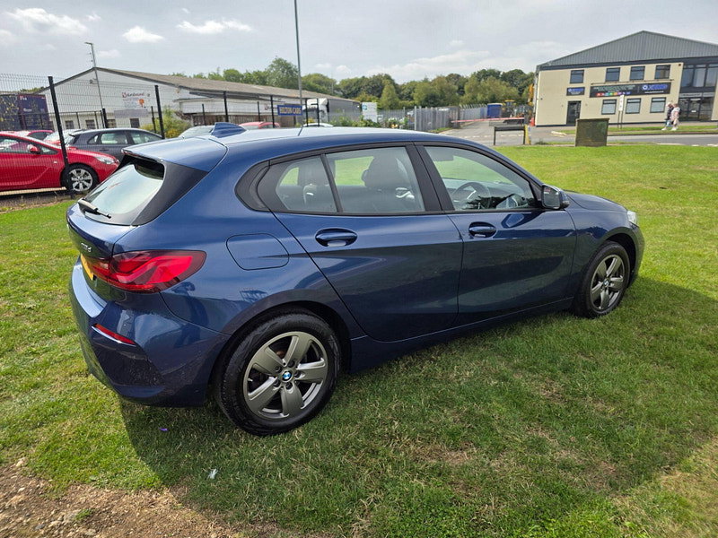 BMW 1 Series 1.5 116d SE Hatchback 5dr Diesel Manual Euro 6 (s/s) (116 ps)