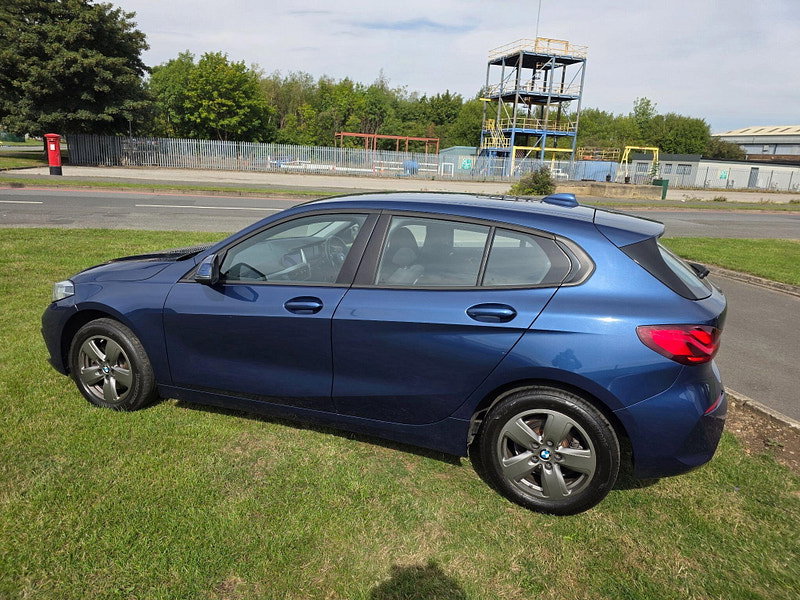 BMW 1 Series 1.5 116d SE Hatchback 5dr Diesel Manual Euro 6 (s/s) (116 ps)