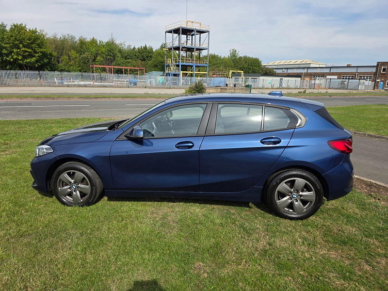 BMW 1 Series 1.5 116d SE Hatchback 5dr Diesel Manual Euro 6 (s/s) (116 ps)