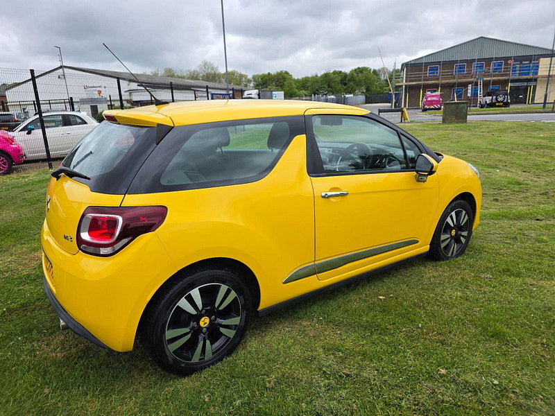 DS Automobiles DS 3 1.2 PureTech Chic Hatchback 3dr Petrol Manual Euro 6 (82 ps)
