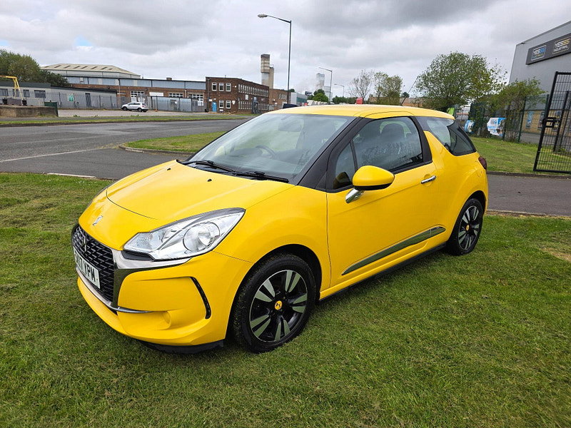 DS Automobiles DS 3 1.2 PureTech Chic Hatchback 3dr Petrol Manual Euro 6 (82 ps)