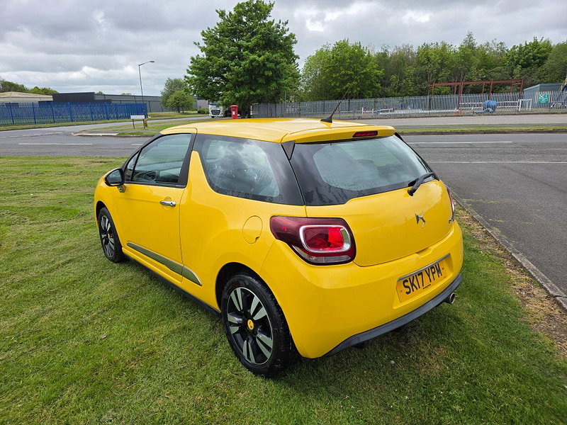 DS Automobiles DS 3 1.2 PureTech Chic Hatchback 3dr Petrol Manual Euro 6 (82 ps)