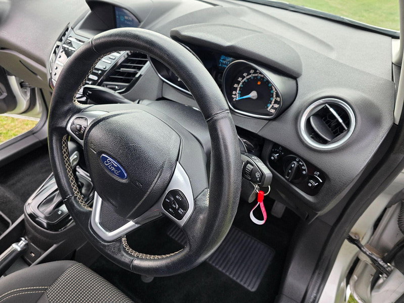 Ford Fiesta 1.0T EcoBoost Titanium Hatchback 5dr Petrol Powershift Euro 6 (100 ps)