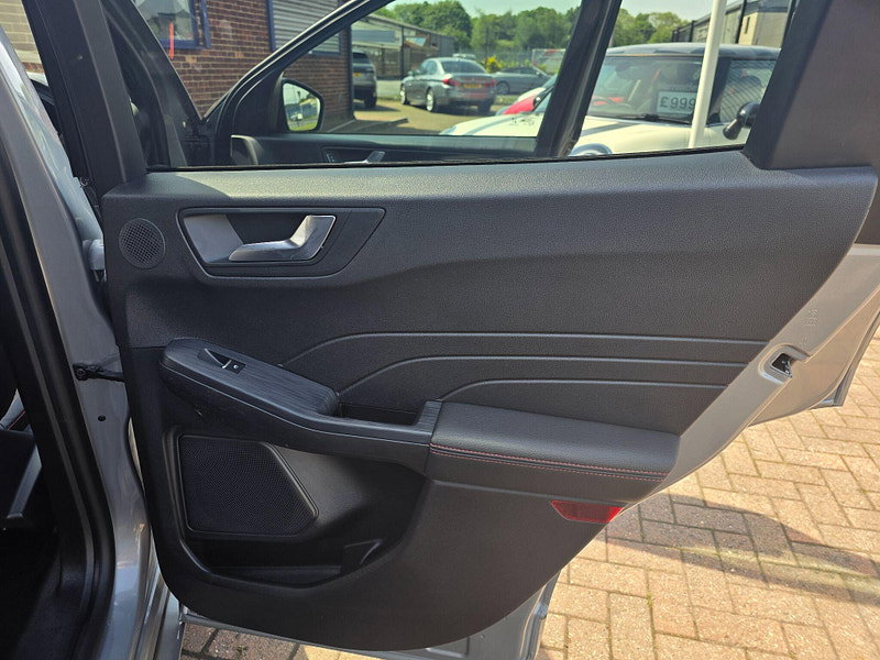 Ford Kuga 2.0 EcoBlue ST-Line X SUV 5dr Diesel Auto AWD Euro 6 (s/s) (190 ps)